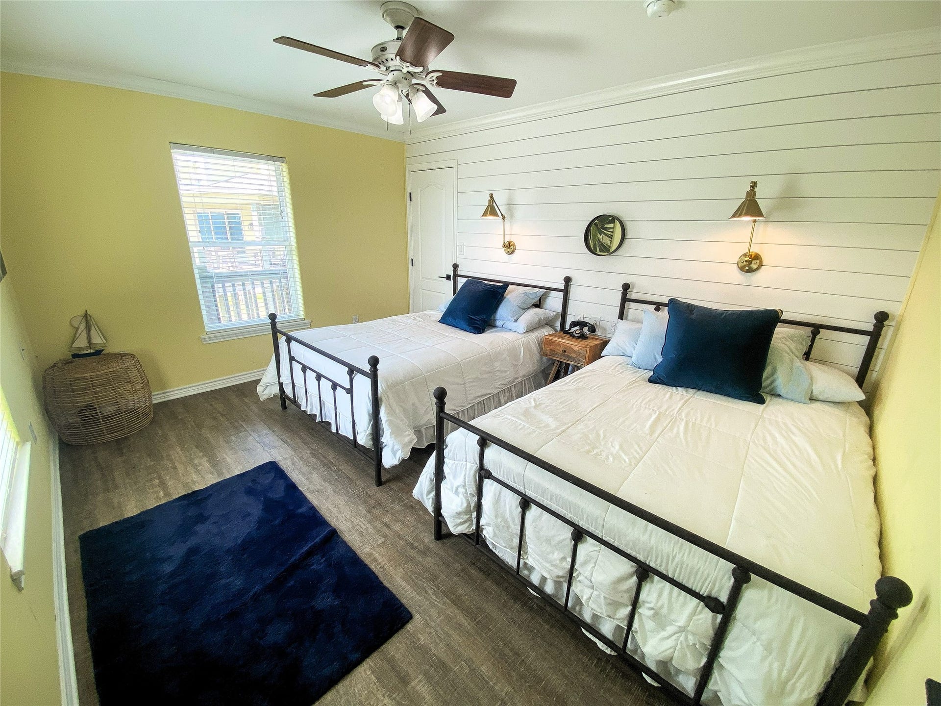 903 S Cove, Crystal Beach, TX 77650
