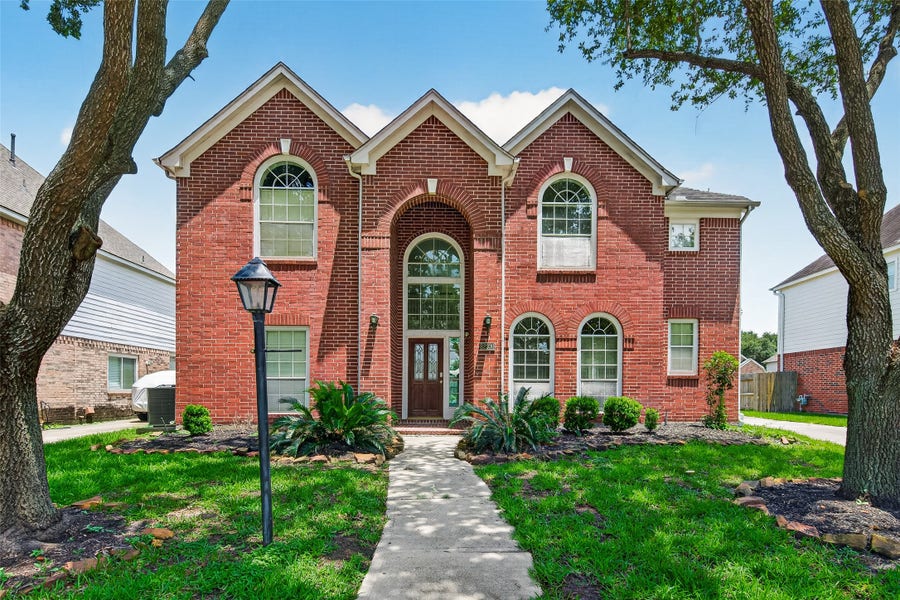 Property photo for 12330 Shadow Green Drive, Houston, TX