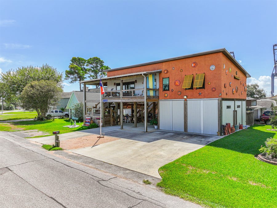 Property photo for 3803 Marlin Lane, La Porte, TX