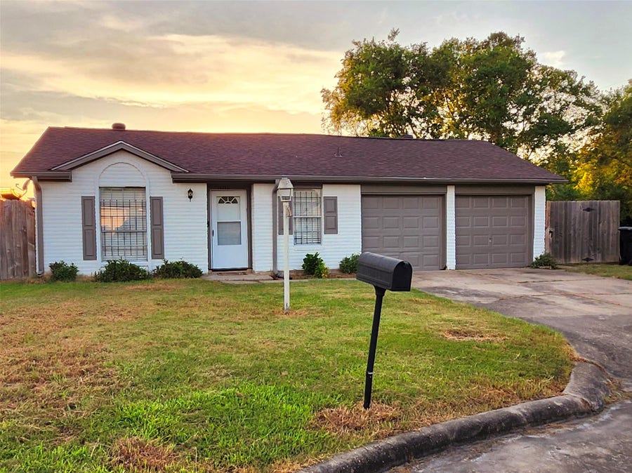 Property photo for 12110 Murr Way, Houston, TX