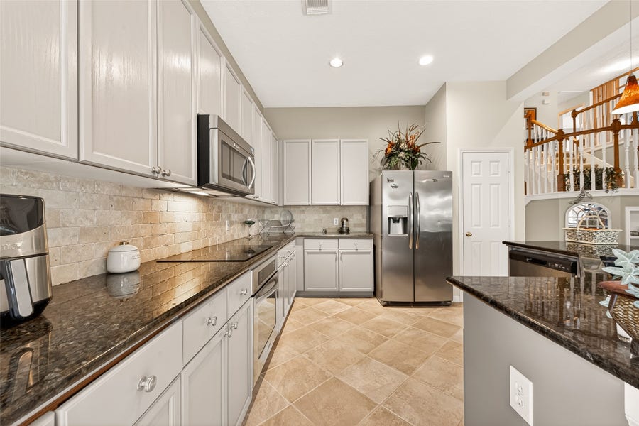 Property photo for 131 Selkirk Drive, Sugar Land, TX