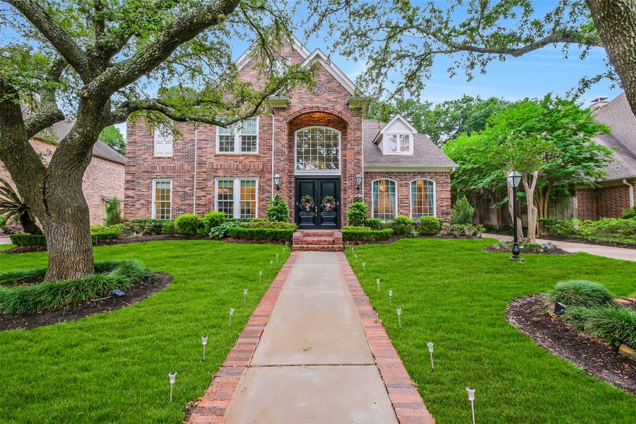 Property photo for 854 Plainwood Drive, Houston, TX