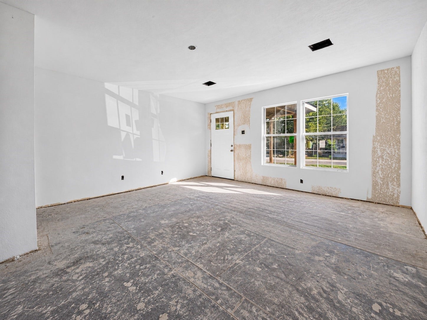 6715 Texarkana Street, Houston, TX 77020 living room area