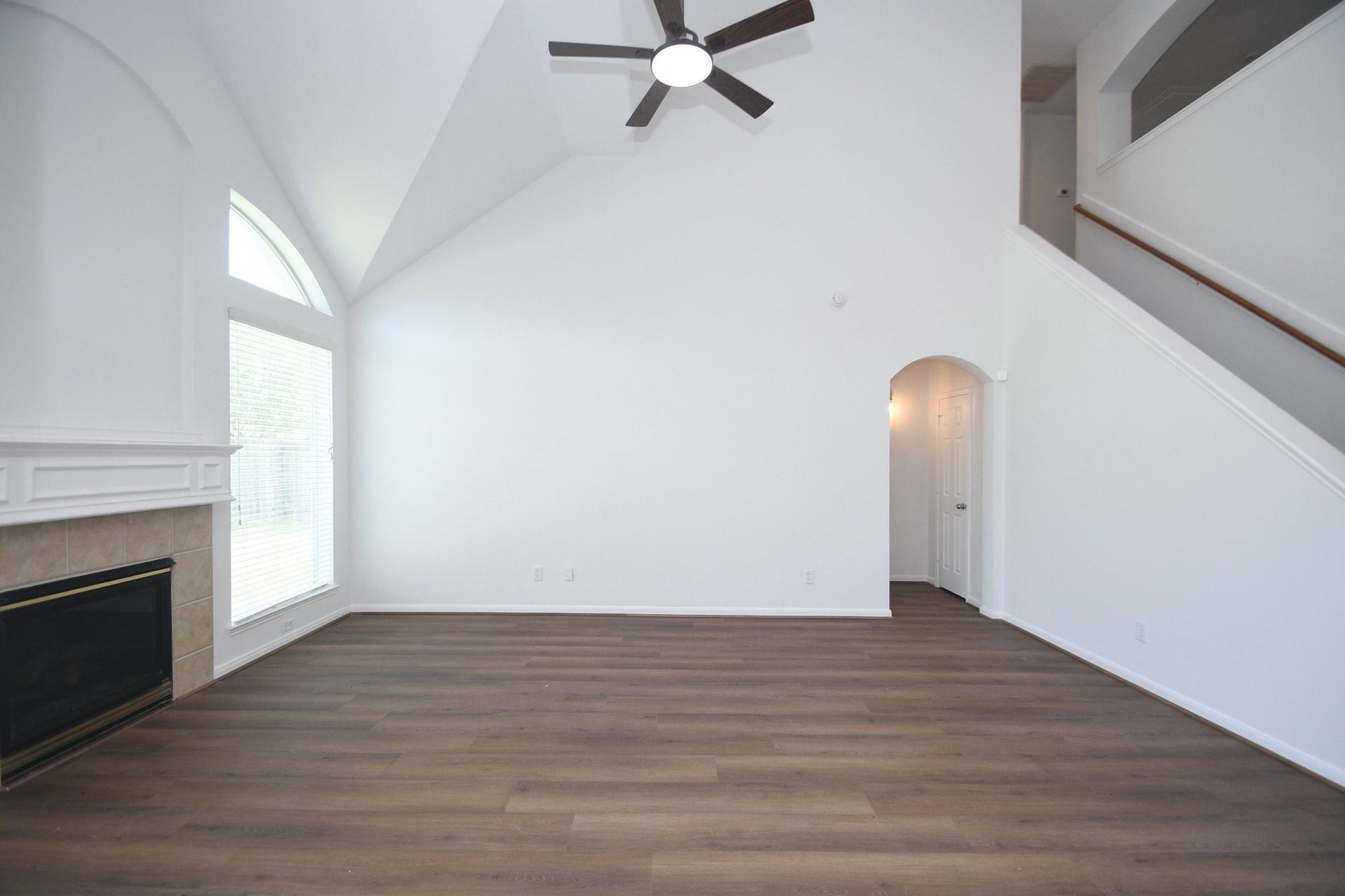 9111 Morningstar Drive, Sugar Land, TX 77479 9111 Morningstar Drive, Sugar Land, TX 77479