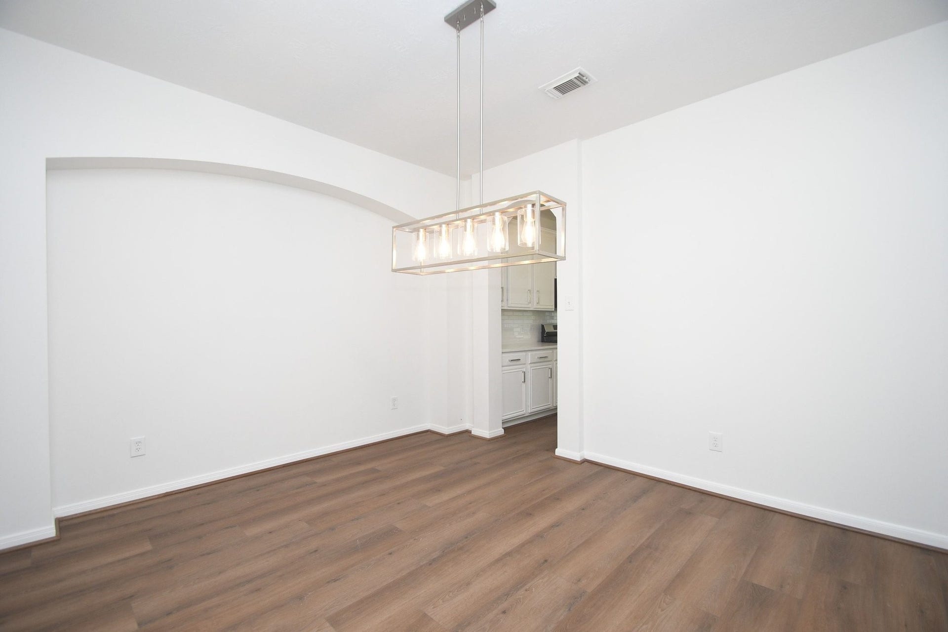 9111 Morningstar Drive, Sugar Land, TX 77479 9111 Morningstar Drive, Sugar Land, TX 77479