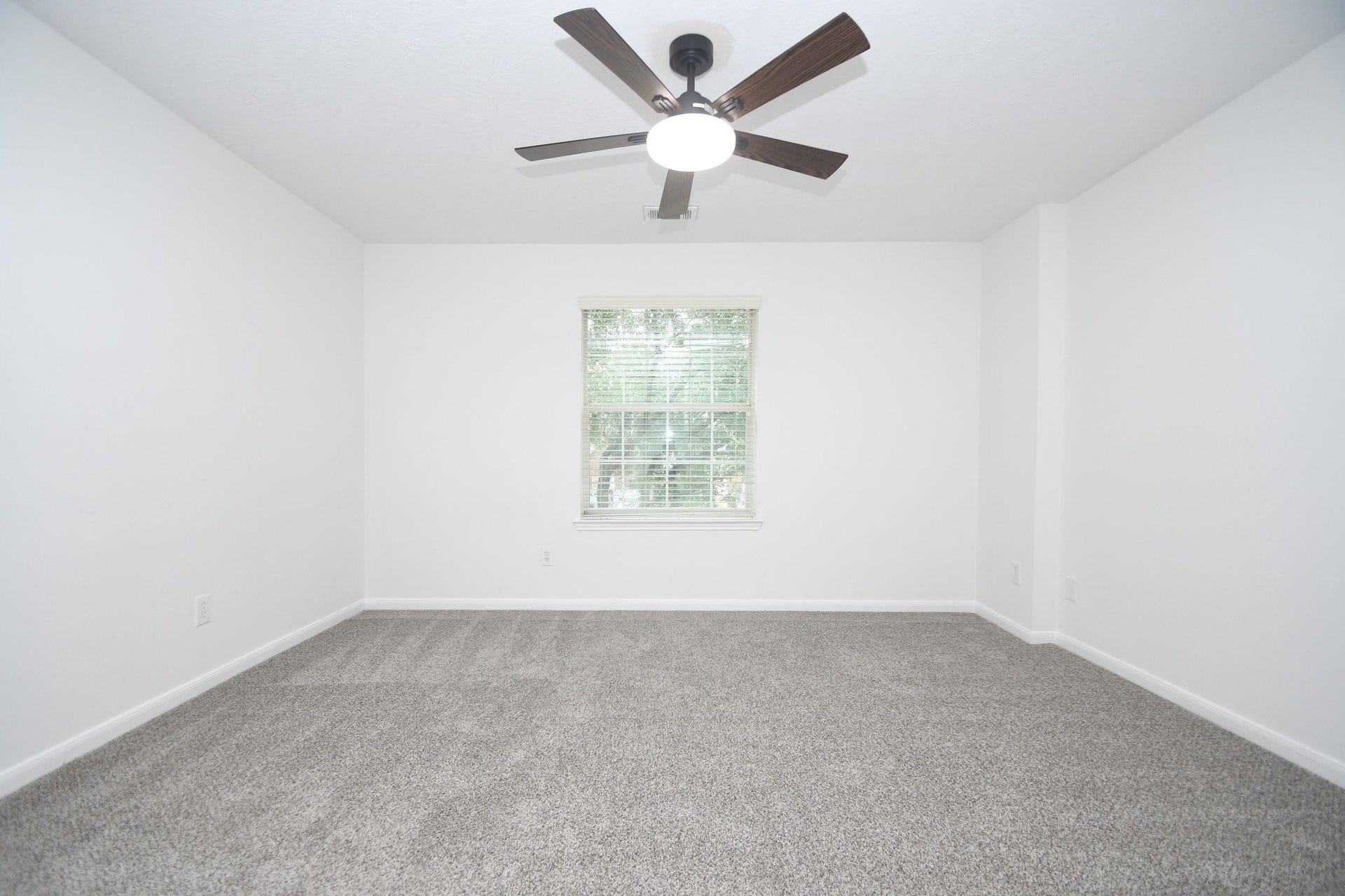 9111 Morningstar Drive, Sugar Land, TX 77479 9111 Morningstar Drive, Sugar Land, TX 77479