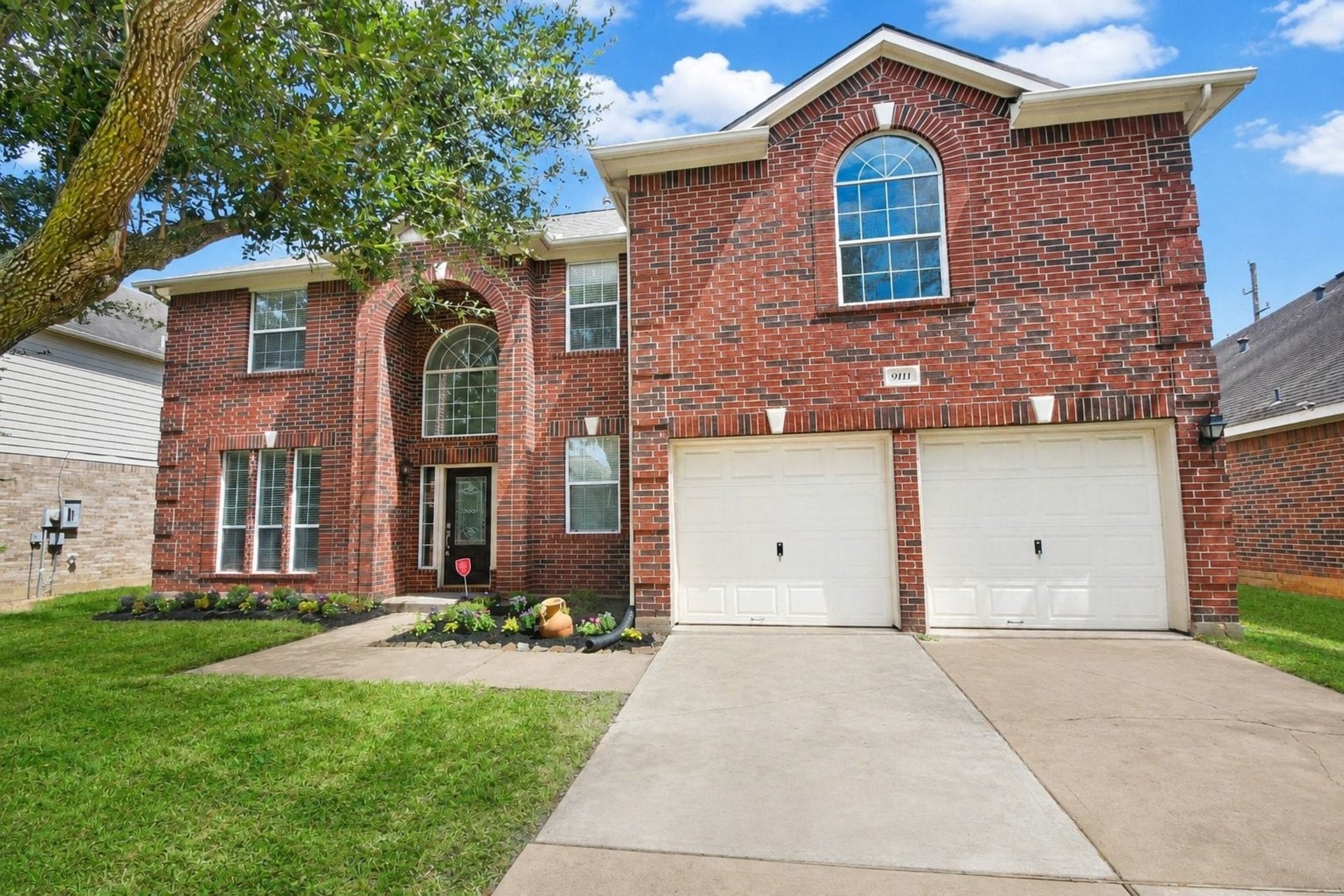 9111 Morningstar Drive, Sugar Land, TX 77479 9111 Morningstar Drive, Sugar Land, TX 77479