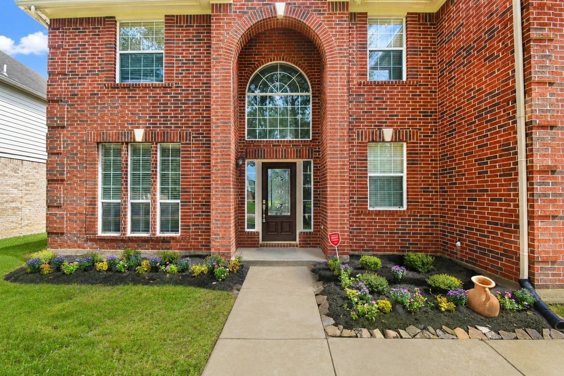 9111 Morningstar Drive, Sugar Land, TX 77479 9111 Morningstar Drive, Sugar Land, TX 77479