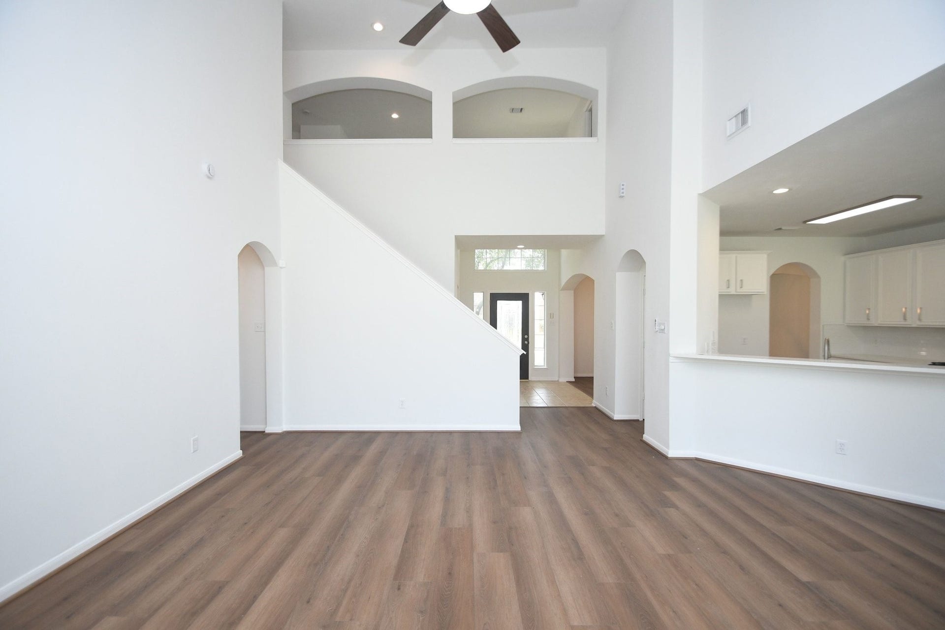 9111 Morningstar Drive, Sugar Land, TX 77479 9111 Morningstar Drive, Sugar Land, TX 77479