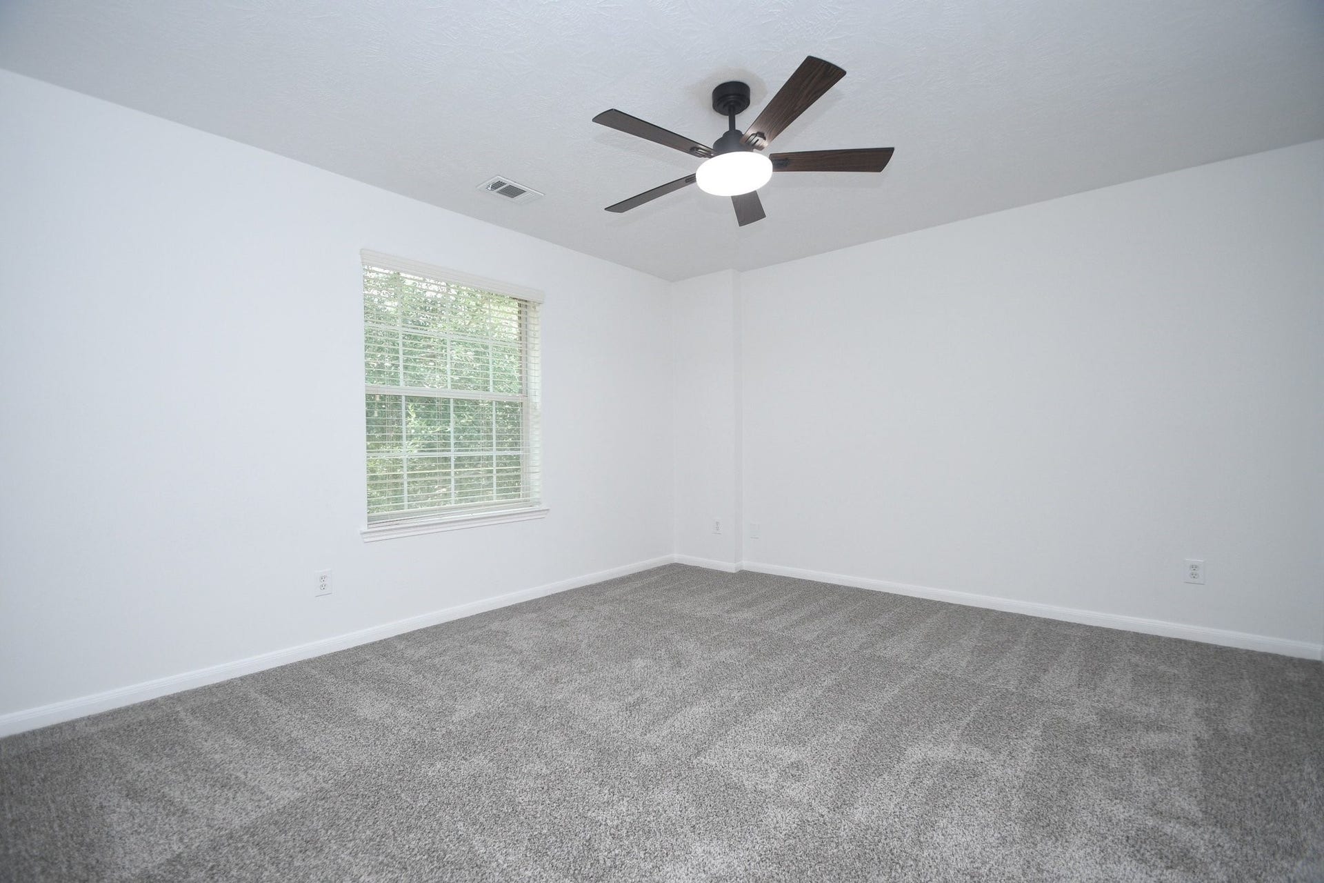 9111 Morningstar Drive, Sugar Land, TX 77479 9111 Morningstar Drive, Sugar Land, TX 77479
