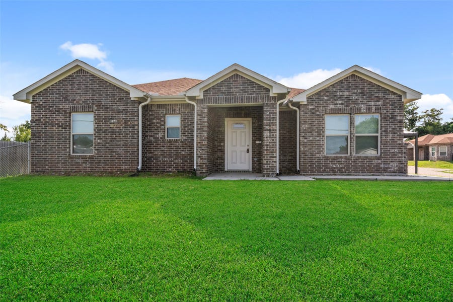 Property photo for 14103 Overstreet Drive, Willis, TX