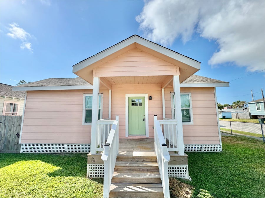 Property photo for 5127 Avenue L, #A, Galveston, TX