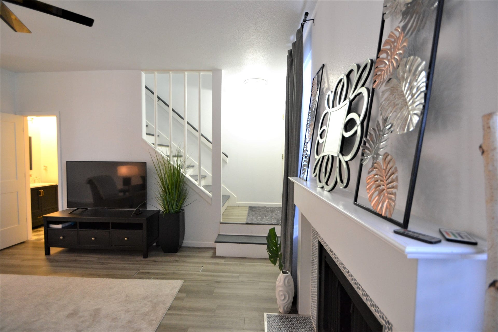 2626 NORTH BOULEVARD, #26, Houston, TX 77098 2626 NORTH BOULEVARD, #26, Houston, TX 77098