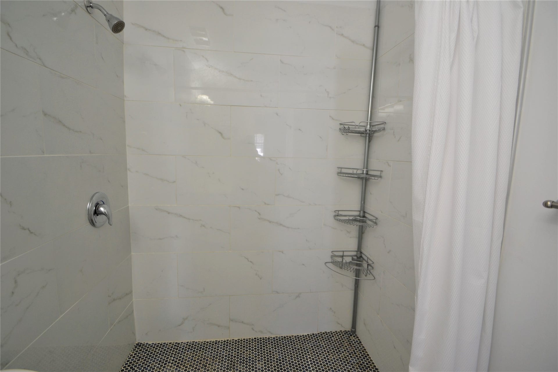 2626 NORTH BOULEVARD, #26, Houston, TX 77098 2626 NORTH BOULEVARD, #26, Houston, TX 77098