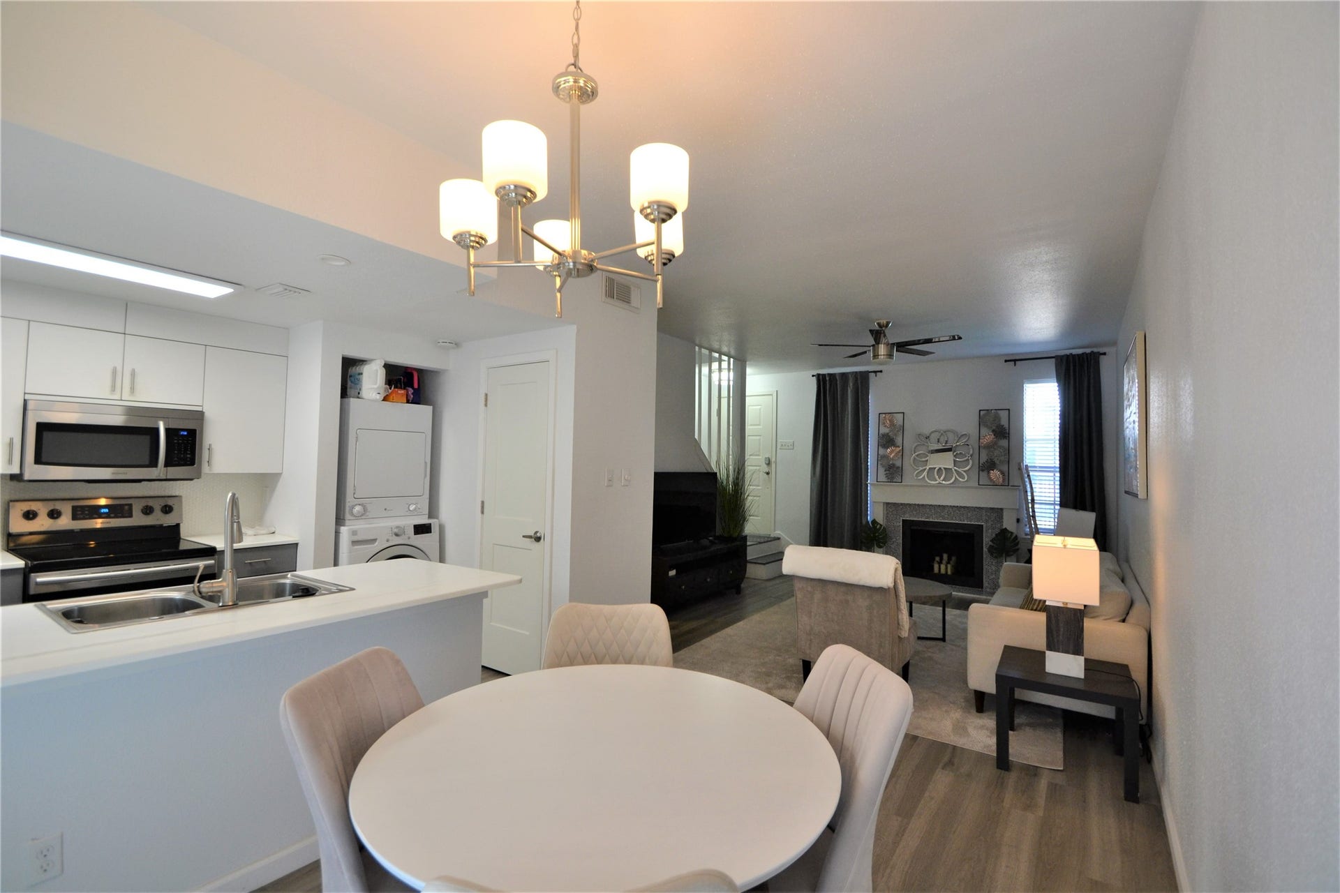 2626 NORTH BOULEVARD, #26, Houston, TX 77098 2626 NORTH BOULEVARD, #26, Houston, TX 77098