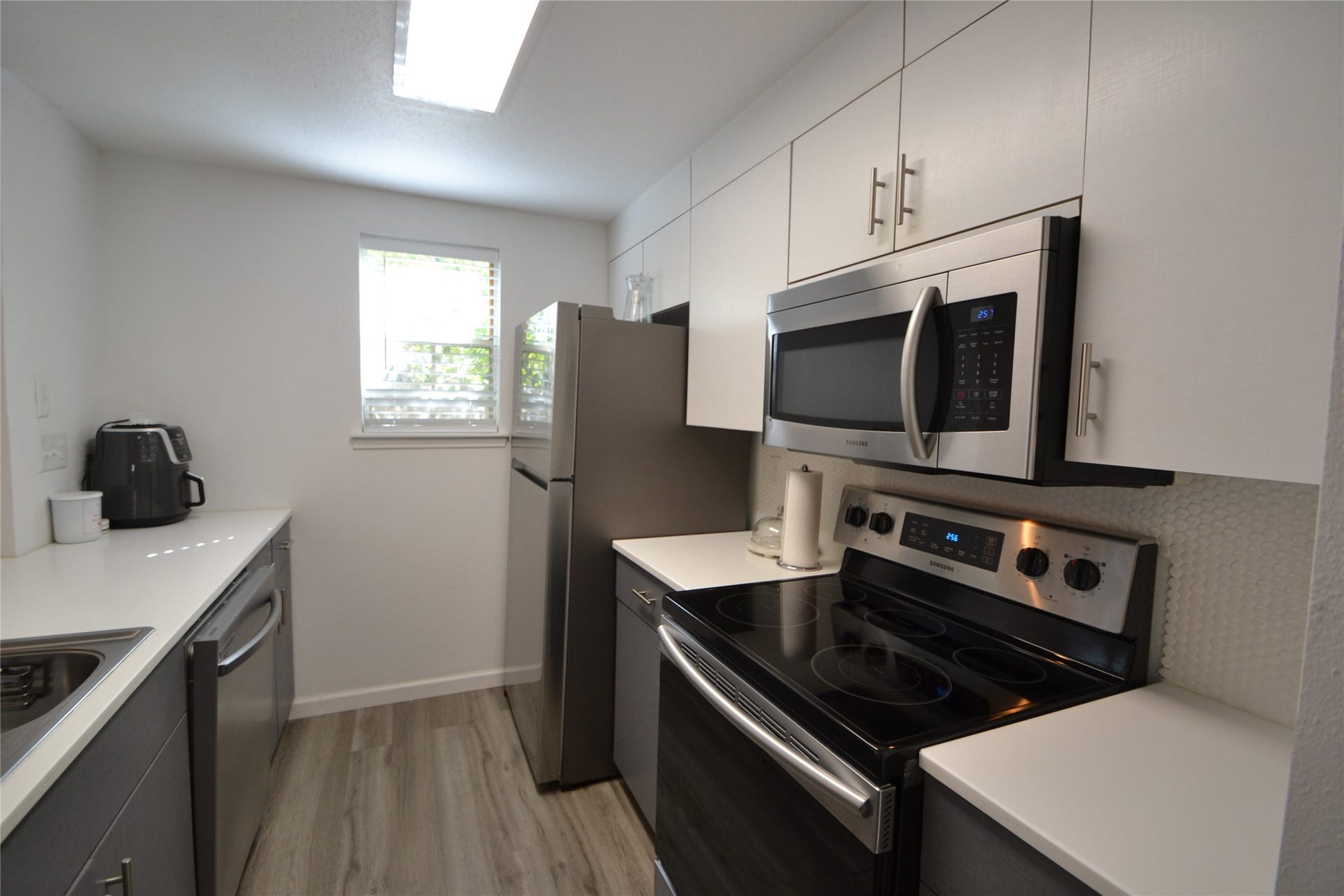 2626 NORTH BOULEVARD, #26, Houston, TX 77098 2626 NORTH BOULEVARD, #26, Houston, TX 77098