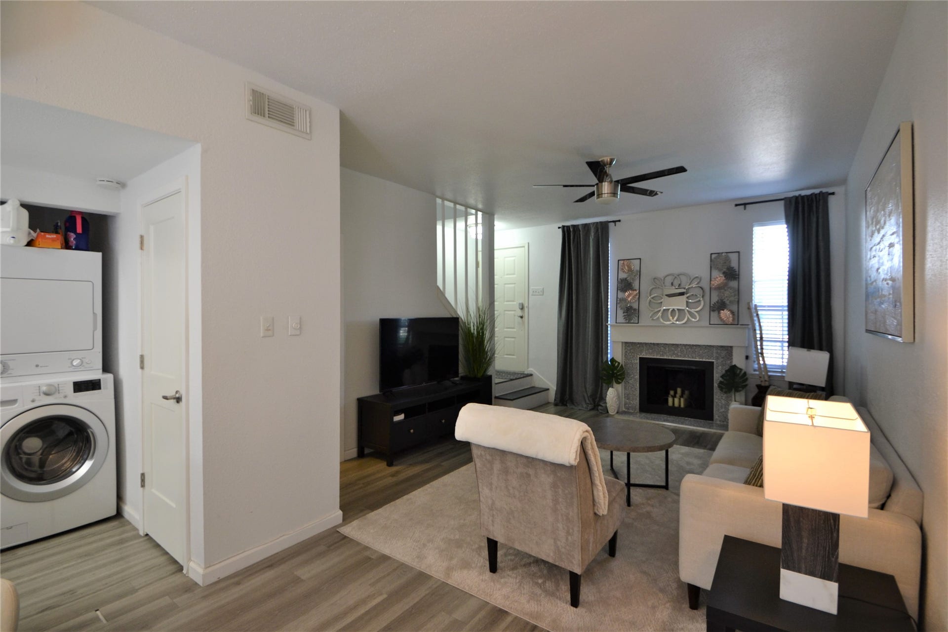 2626 NORTH BOULEVARD, #26, Houston, TX 77098 2626 NORTH BOULEVARD, #26, Houston, TX 77098