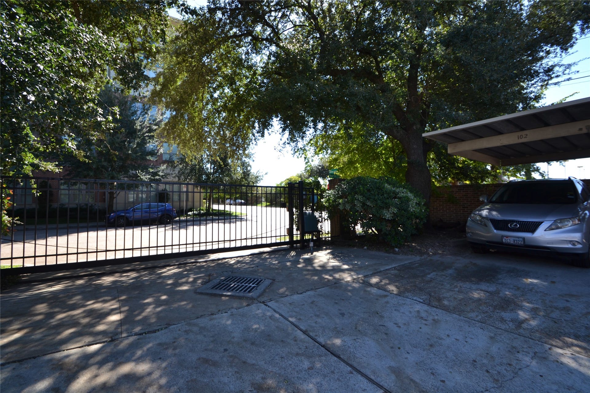 2626 NORTH BOULEVARD, #26, Houston, TX 77098 2626 NORTH BOULEVARD, #26, Houston, TX 77098