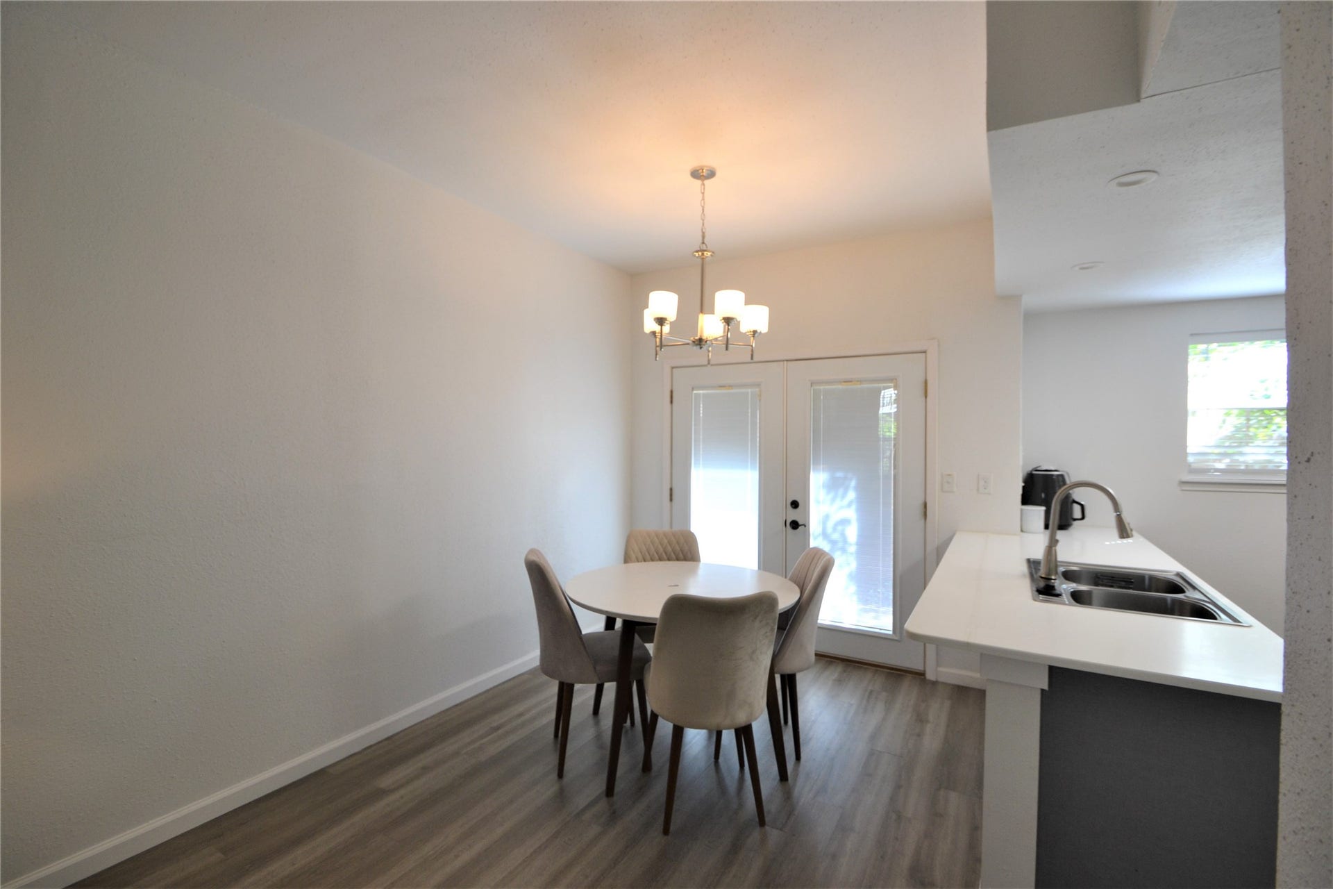 2626 NORTH BOULEVARD, #26, Houston, TX 77098 2626 NORTH BOULEVARD, #26, Houston, TX 77098
