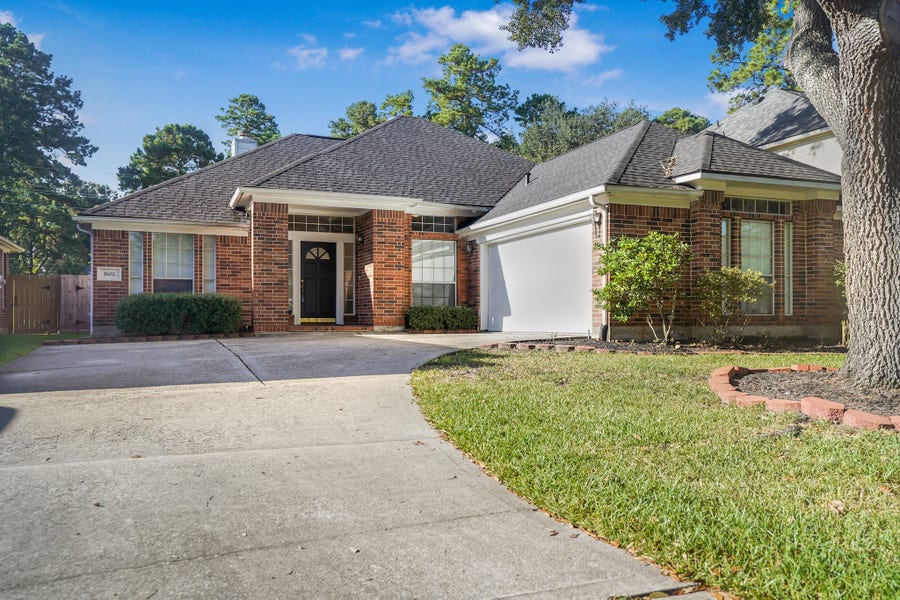 Property photo for 1602 Summer Rain Drive, Houston, TX