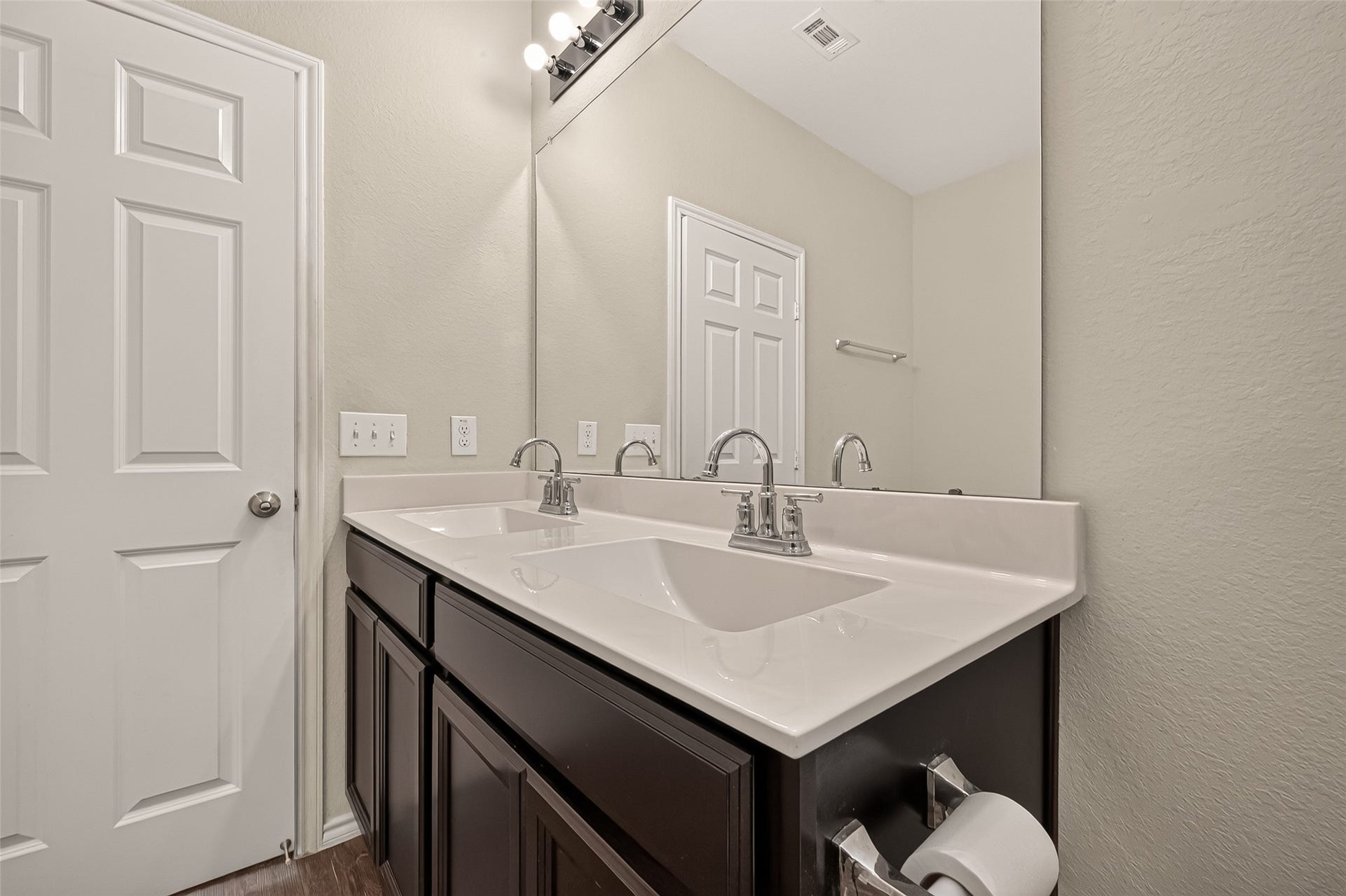 2734 Summer Lane, Missouri City, TX 77489 2734 Summer Lane, Missouri City, TX 77489