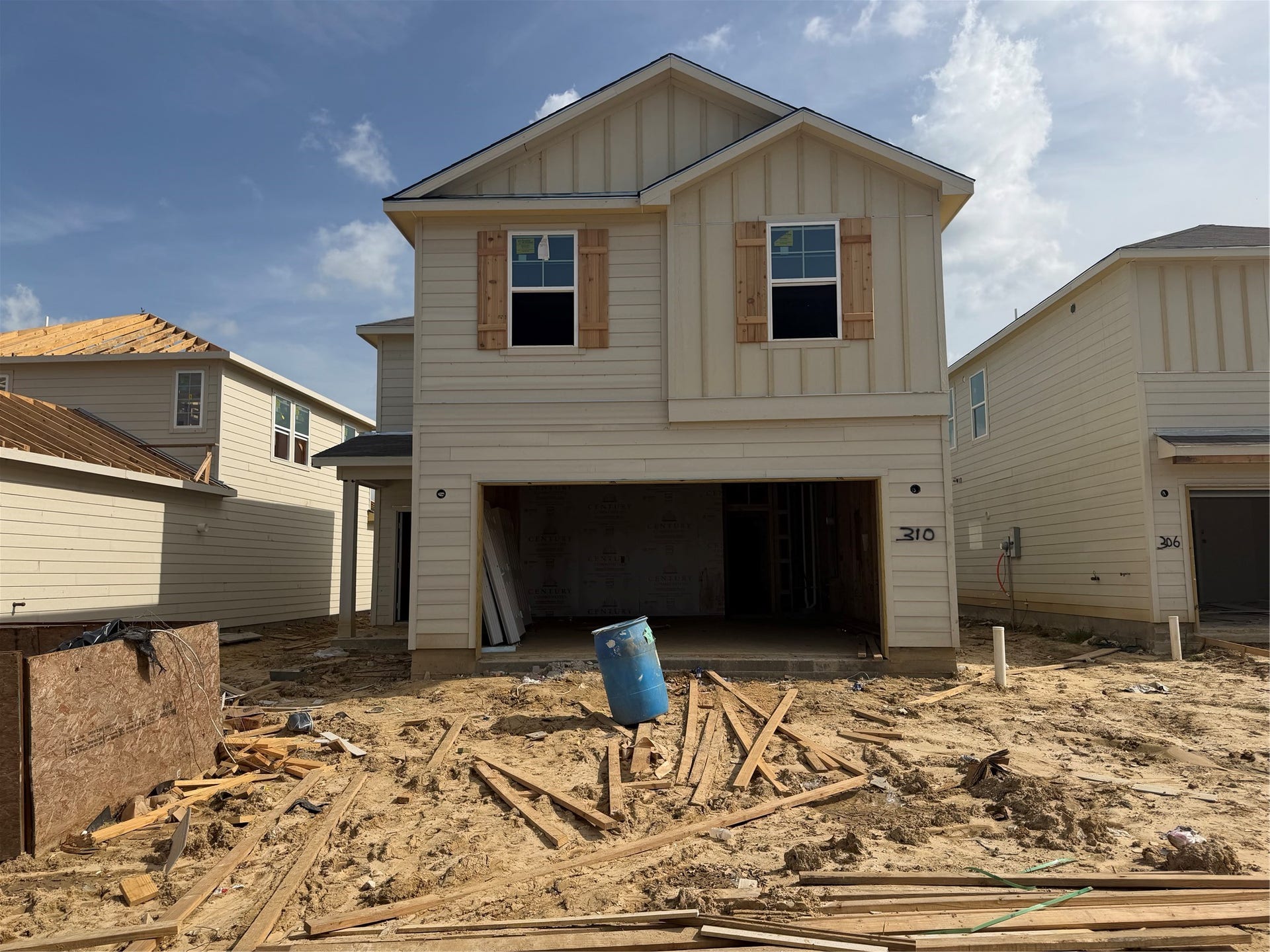 310 Harrison Hope Drive, Crosby, TX 77532