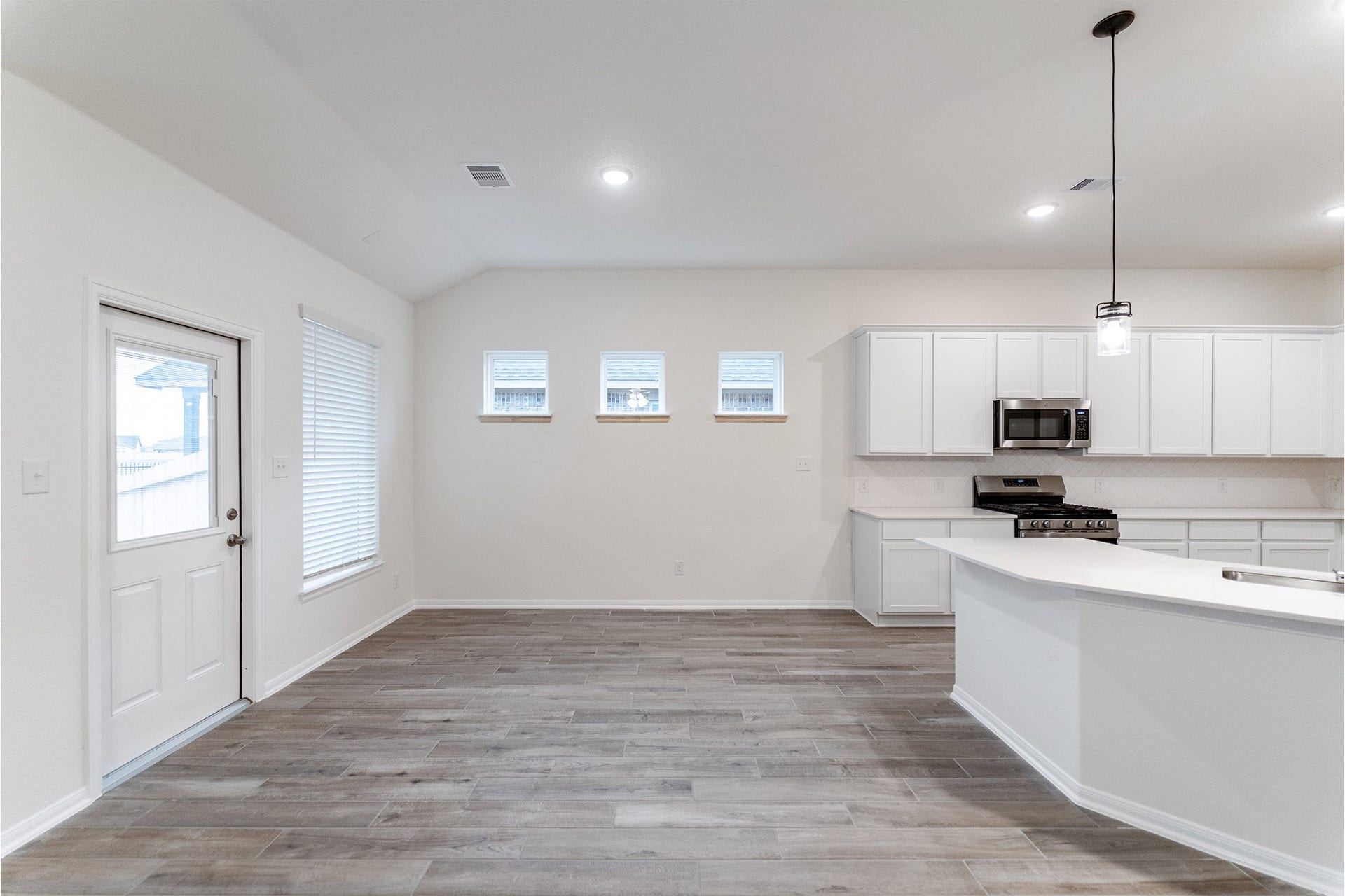 23522 Malbec Drive, Alvin, TX 77511 23522 Malbec Drive, Alvin, TX 77511