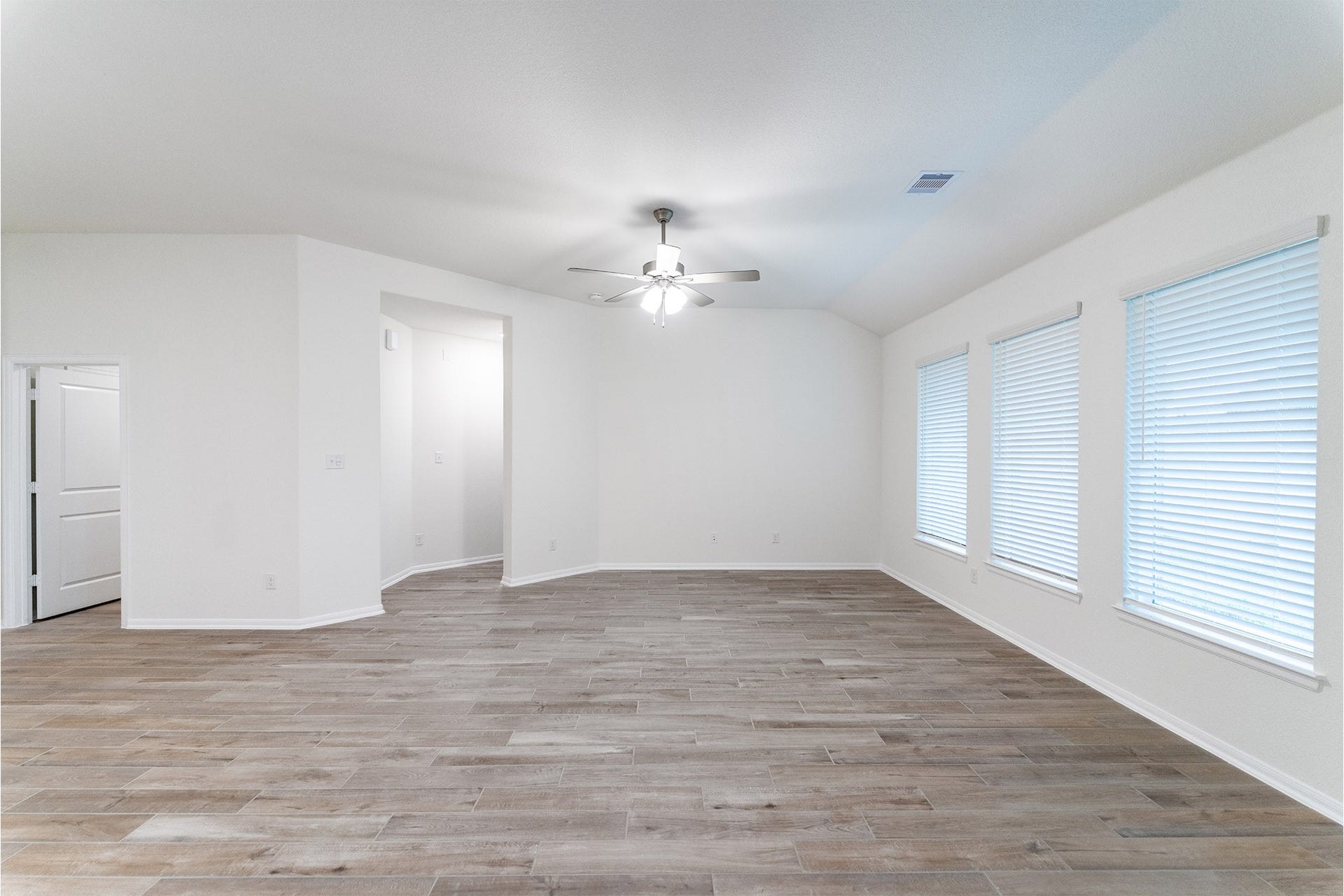 23522 Malbec Drive, Alvin, TX 77511 23522 Malbec Drive, Alvin, TX 77511