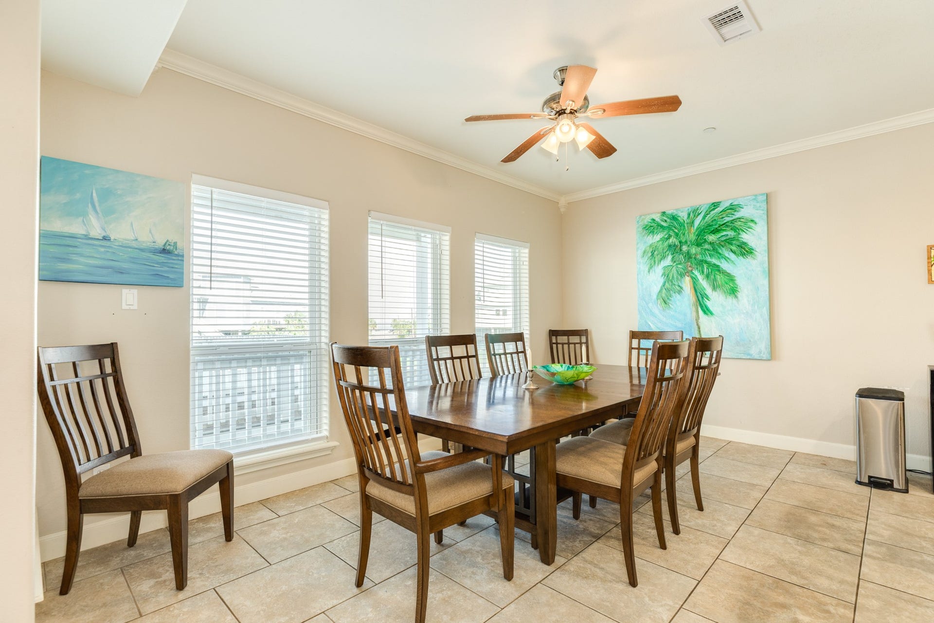 325 Admiral Circle, Tiki Island, TX 77554 Dining area currently configured for a 6 person seating but can easily be expanded to accommodate 8 persons.