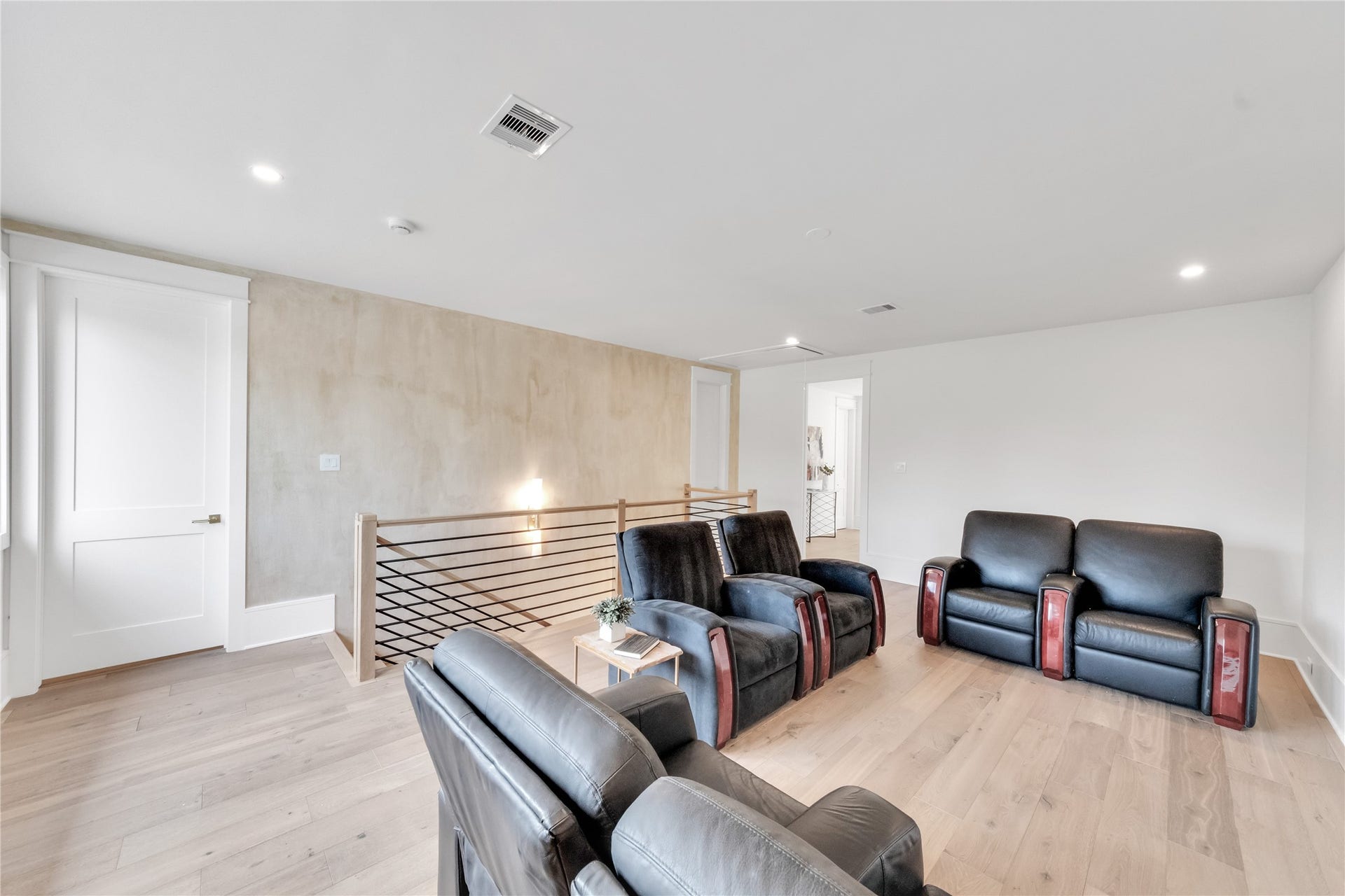 7546 Inwood Drive, Houston, TX 77063