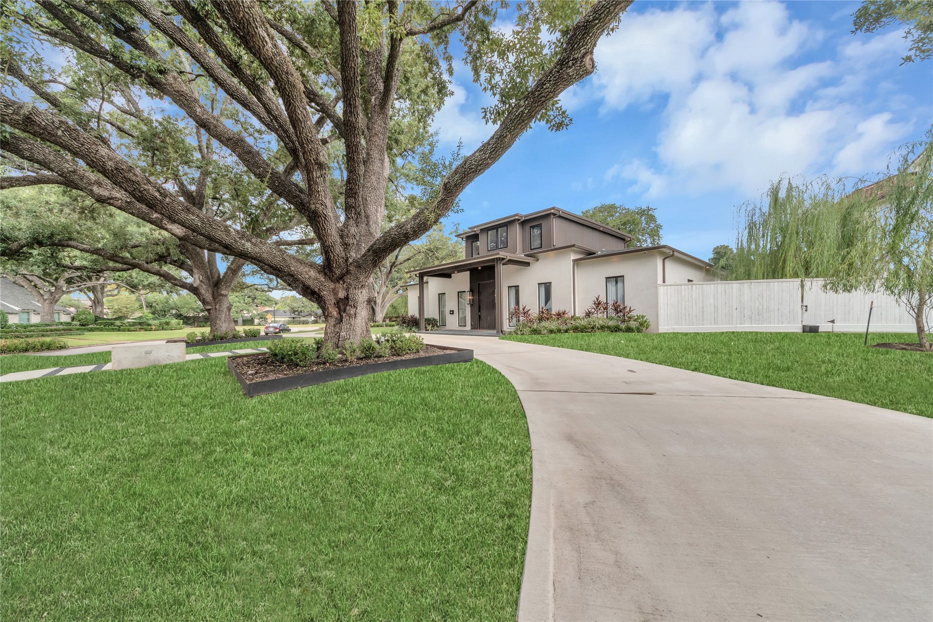 7546 Inwood Drive, Houston, TX 77063