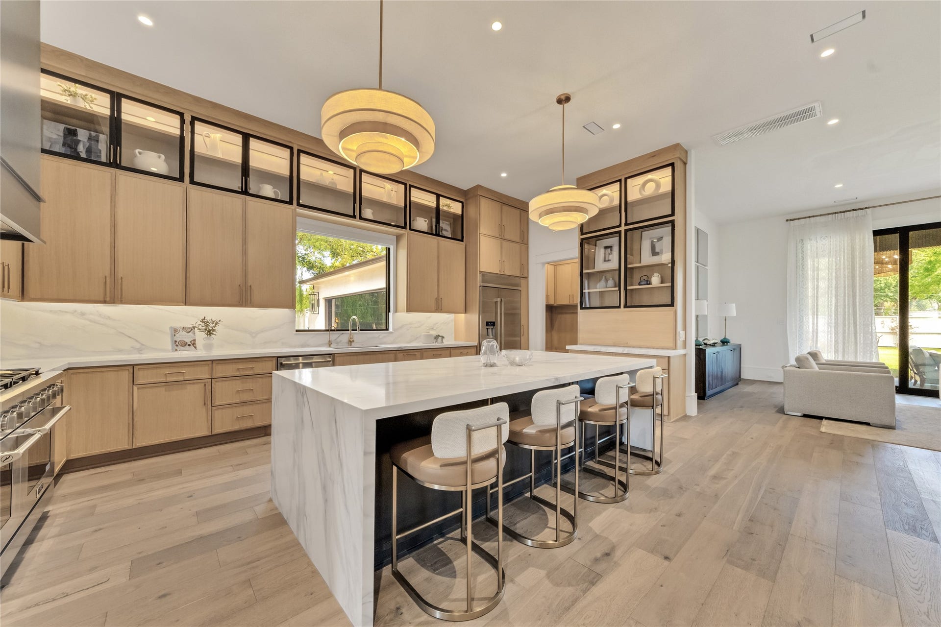 7546 Inwood Drive, Houston, TX 77063