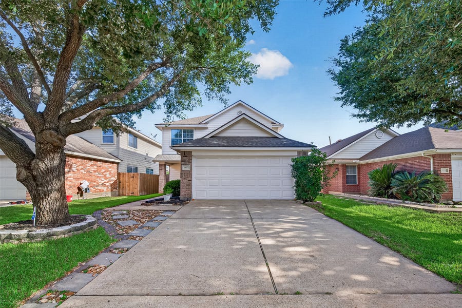 Property photo for 19210 Moss Meadow Lane, Katy, TX