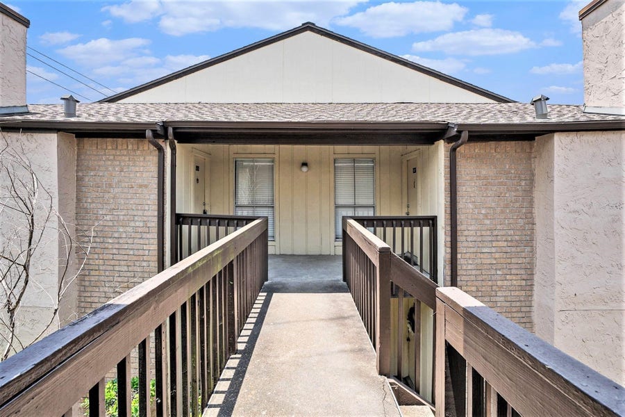 Property photo for 1500 Bay Area Boulevard, #424, Houston, TX