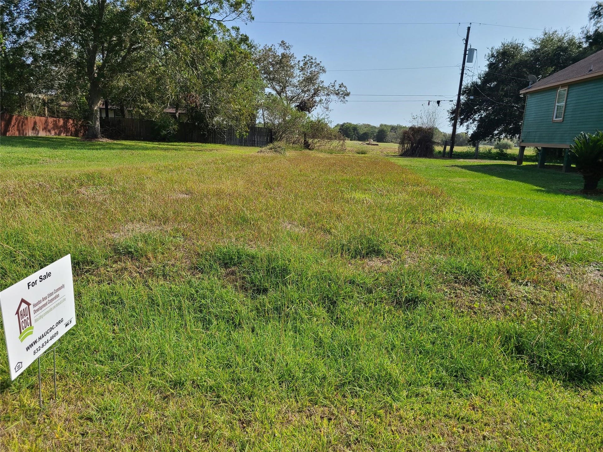 6715 Hawthorne, Hitchcock, TX 77563 6715 Hawthorne, Hitchcock, TX 77563