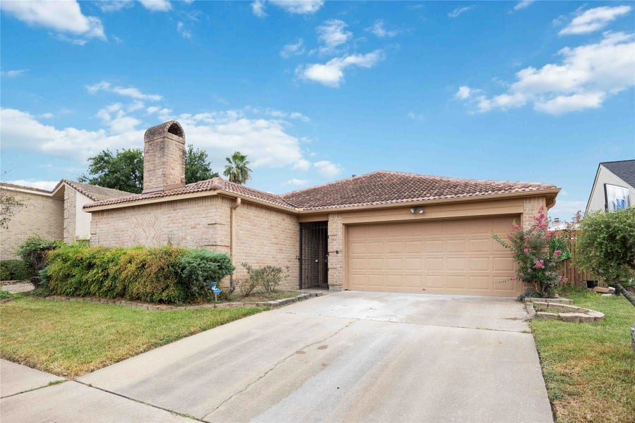 Property photo for 14143 Hillvale Drive, Houston, TX