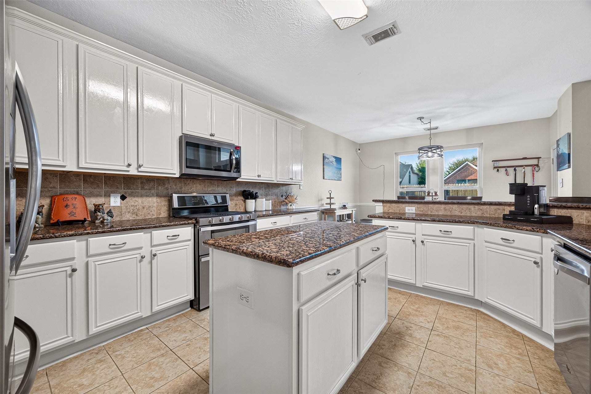 1806 N Everglades, Deer Park, TX 77536 1806 N Everglades, Deer Park, TX 77536