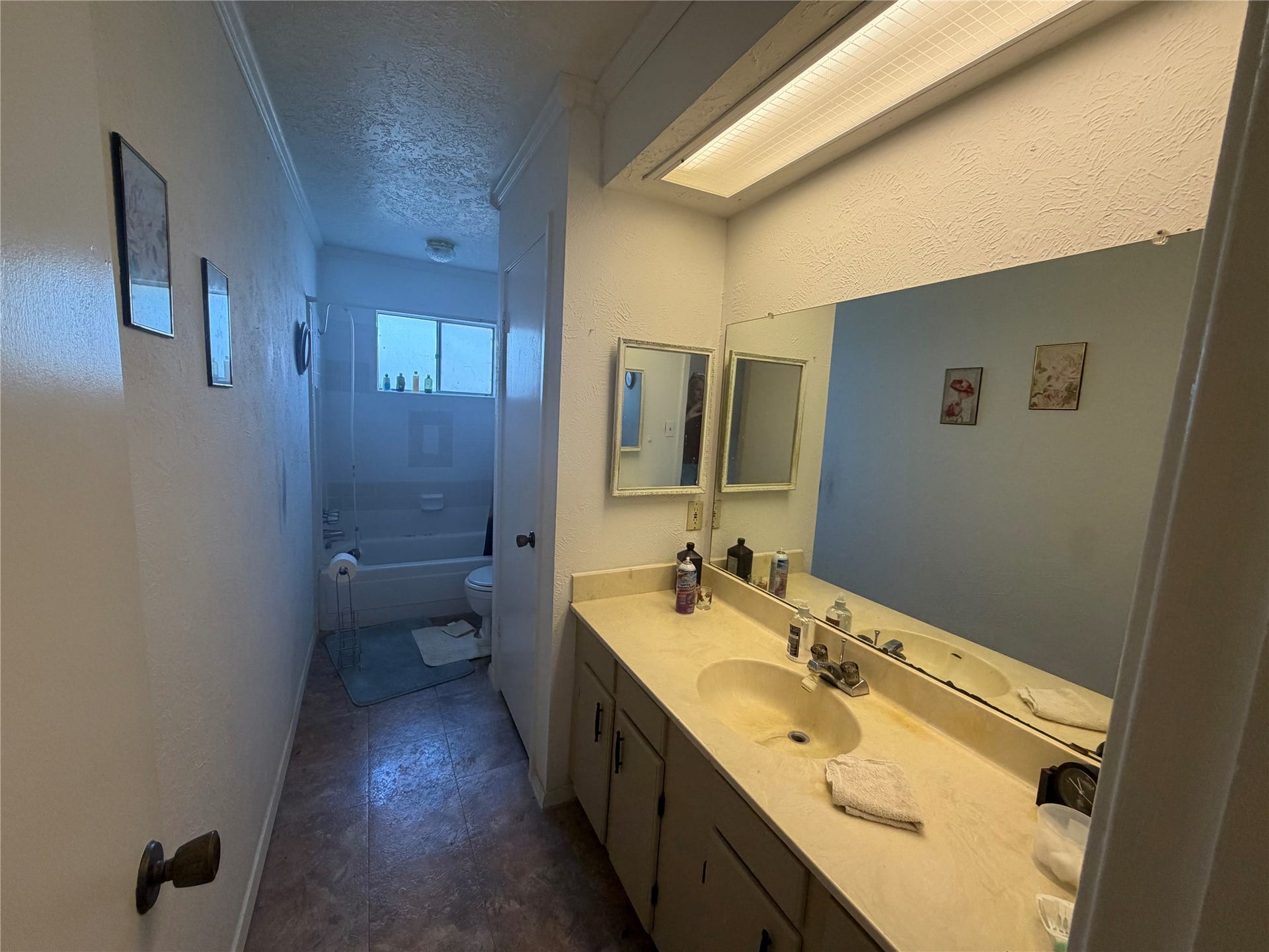 16111 Tibet Road, Friendswood, TX 77546