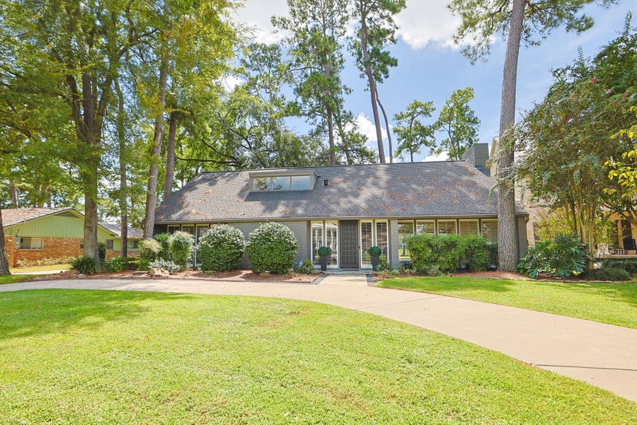 Property photo for 6003 Bermuda Dunes Drive, Houston, TX