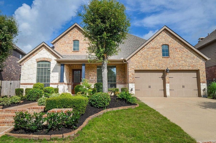 Property photo for 606 Floriencia St, Sugar Land, TX