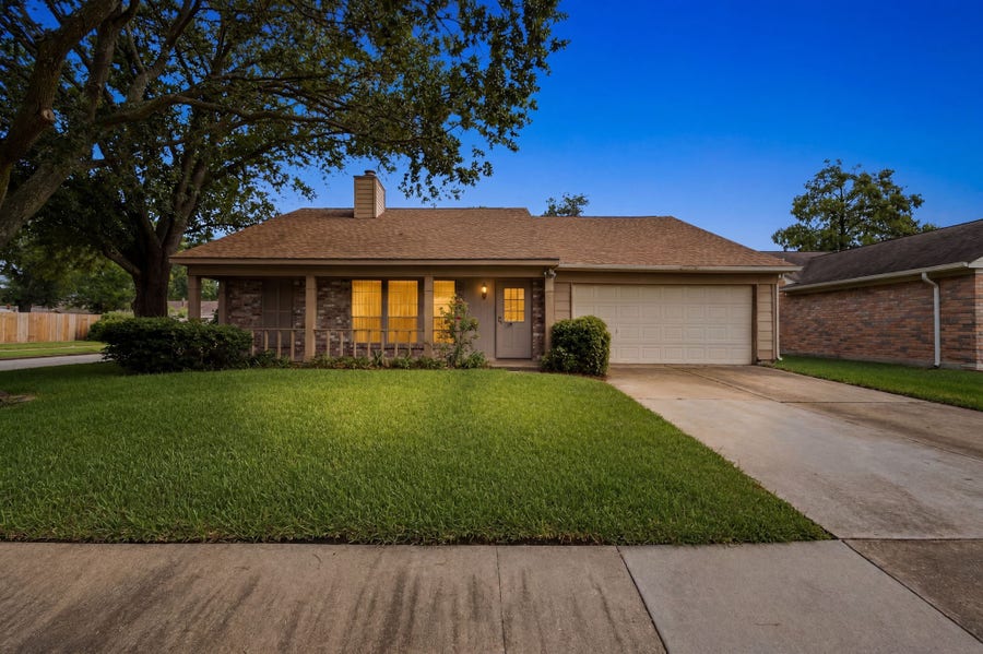 Property photo for 13334 Wells River Drive, Houston, TX