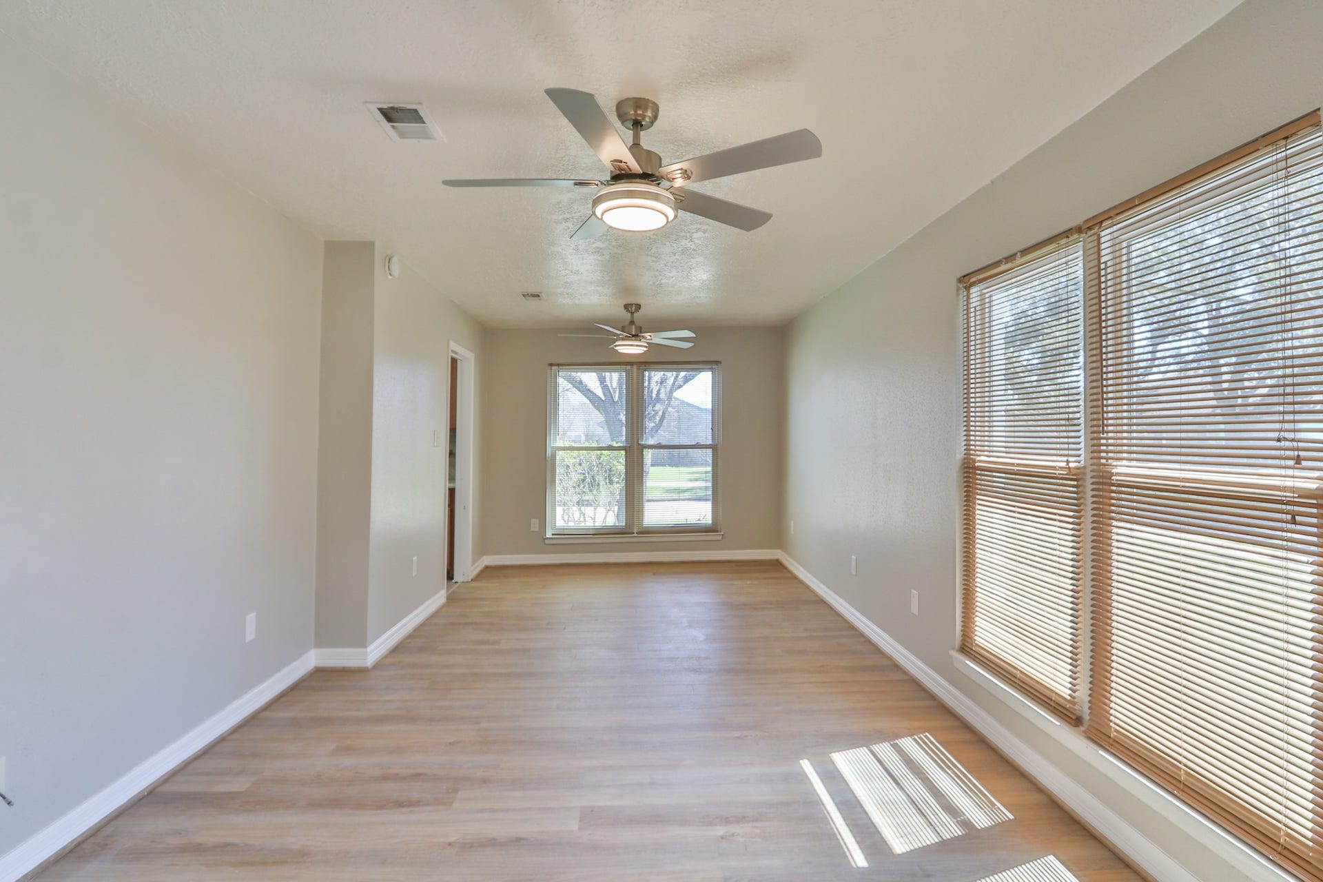 509 Belmont Drive, Friendswood, TX 77546 509 Belmont Drive, Friendswood, TX 77546