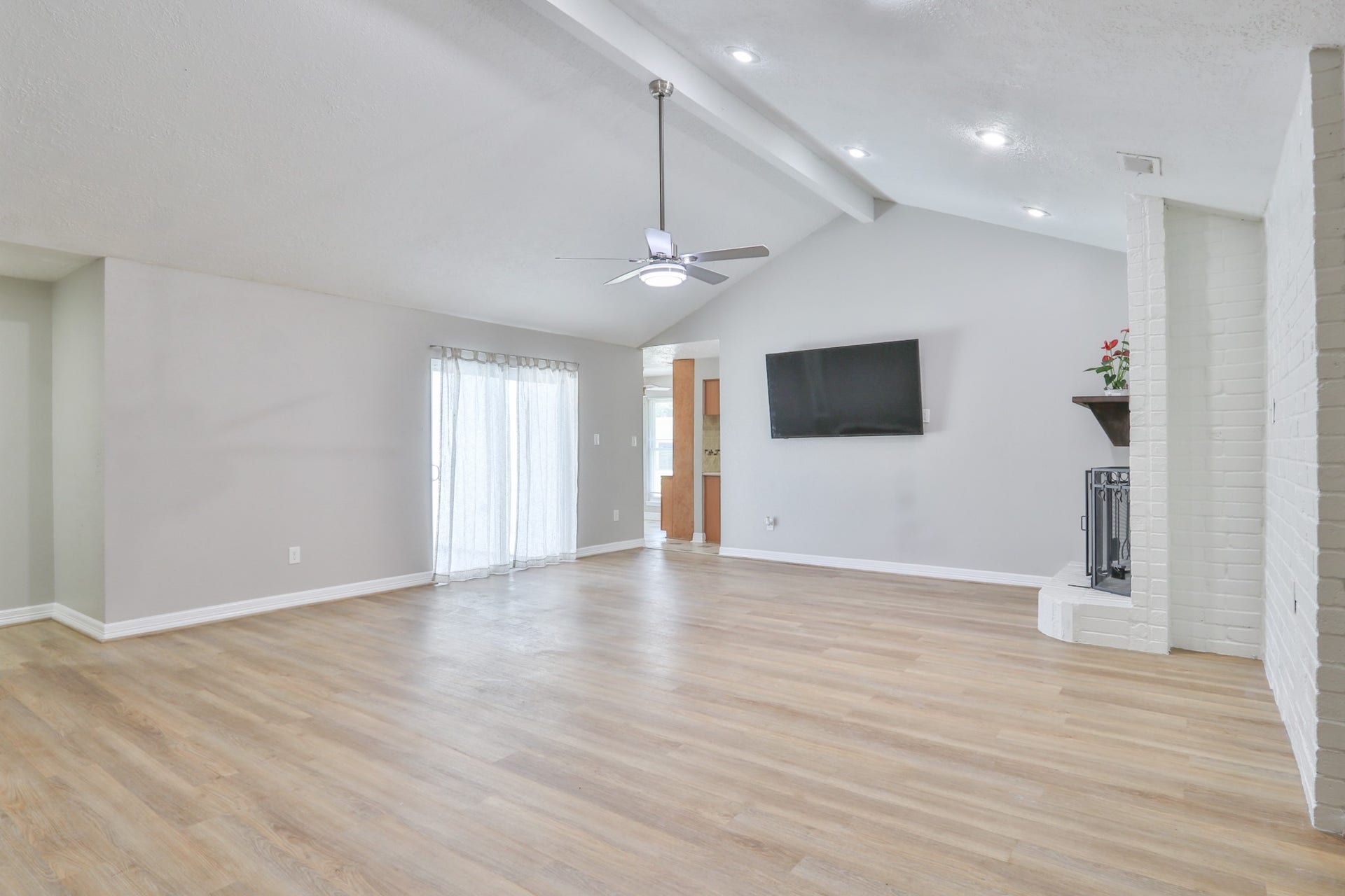 509 Belmont Drive, Friendswood, TX 77546 509 Belmont Drive, Friendswood, TX 77546