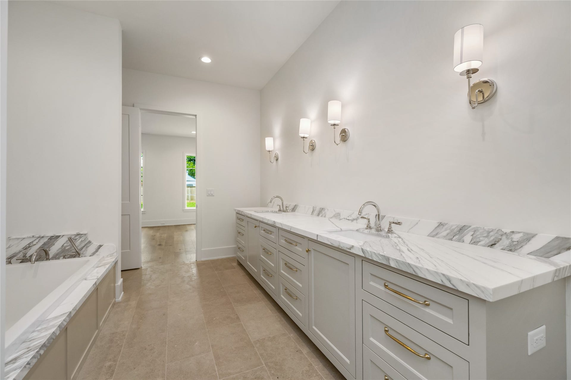 713 W 42nd Street, Houston, TX 77018 713 W 42nd Street, Houston, TX 77018