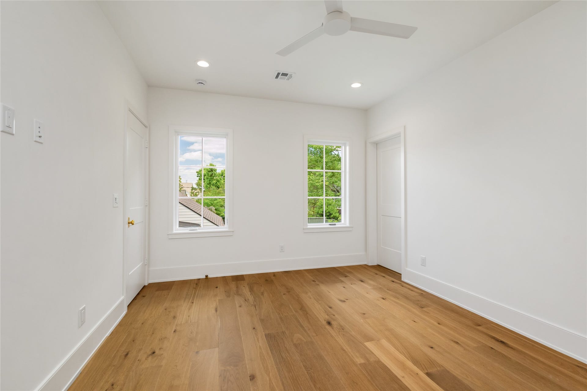 713 W 42nd Street, Houston, TX 77018 713 W 42nd Street, Houston, TX 77018