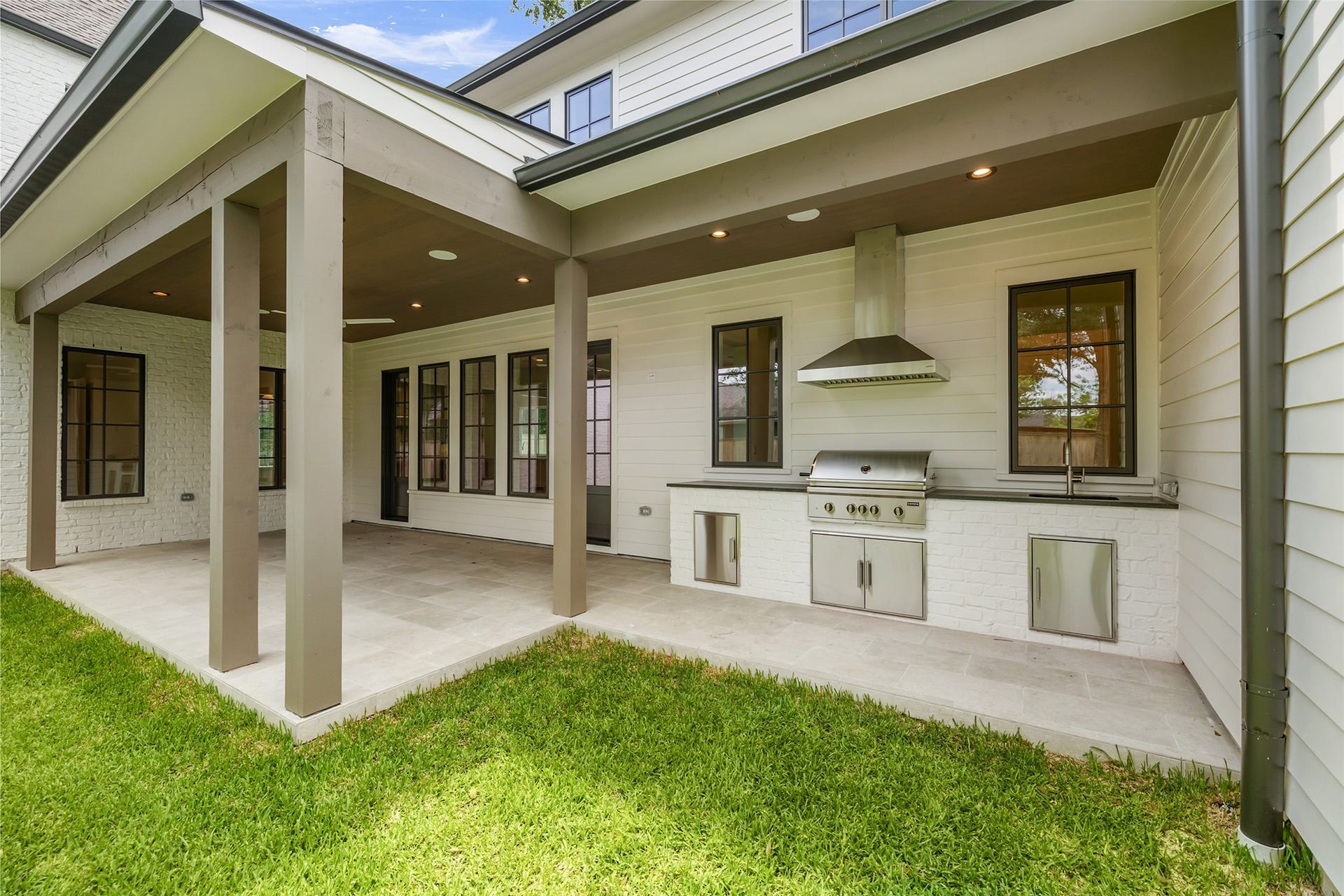 713 W 42nd Street, Houston, TX 77018 713 W 42nd Street, Houston, TX 77018