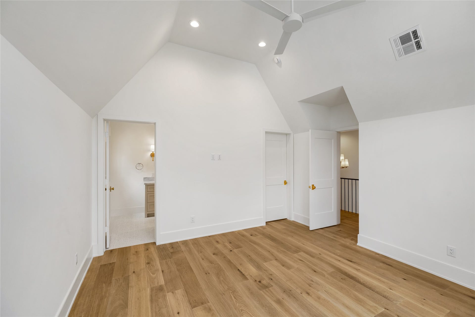 713 W 42nd Street, Houston, TX 77018 713 W 42nd Street, Houston, TX 77018