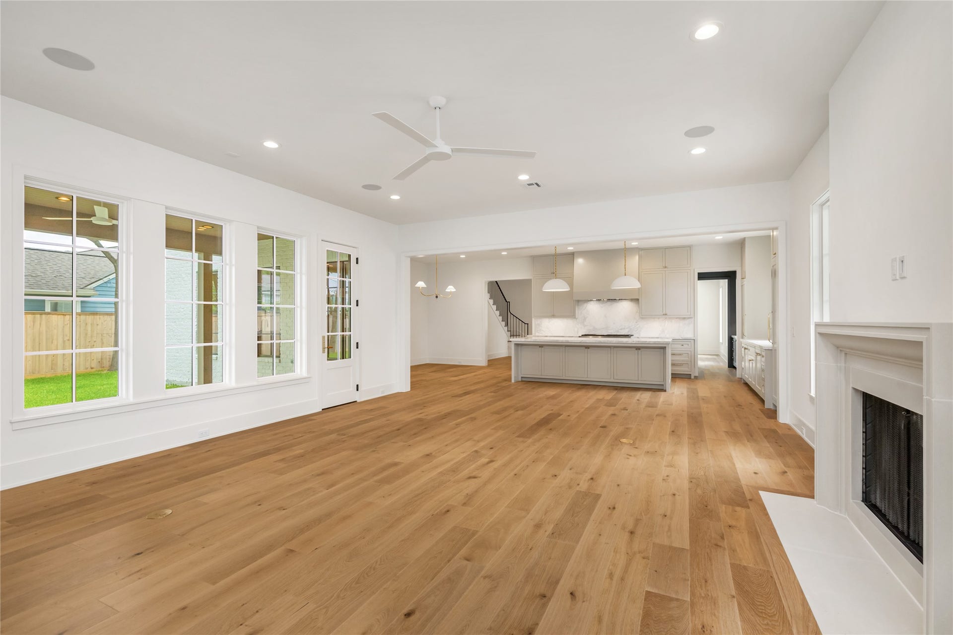 713 W 42nd Street, Houston, TX 77018 713 W 42nd Street, Houston, TX 77018