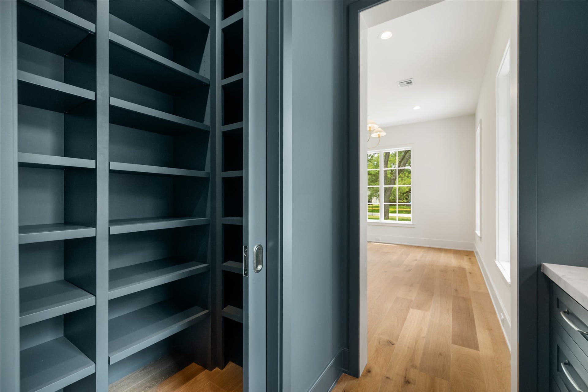 713 W 42nd Street, Houston, TX 77018 713 W 42nd Street, Houston, TX 77018