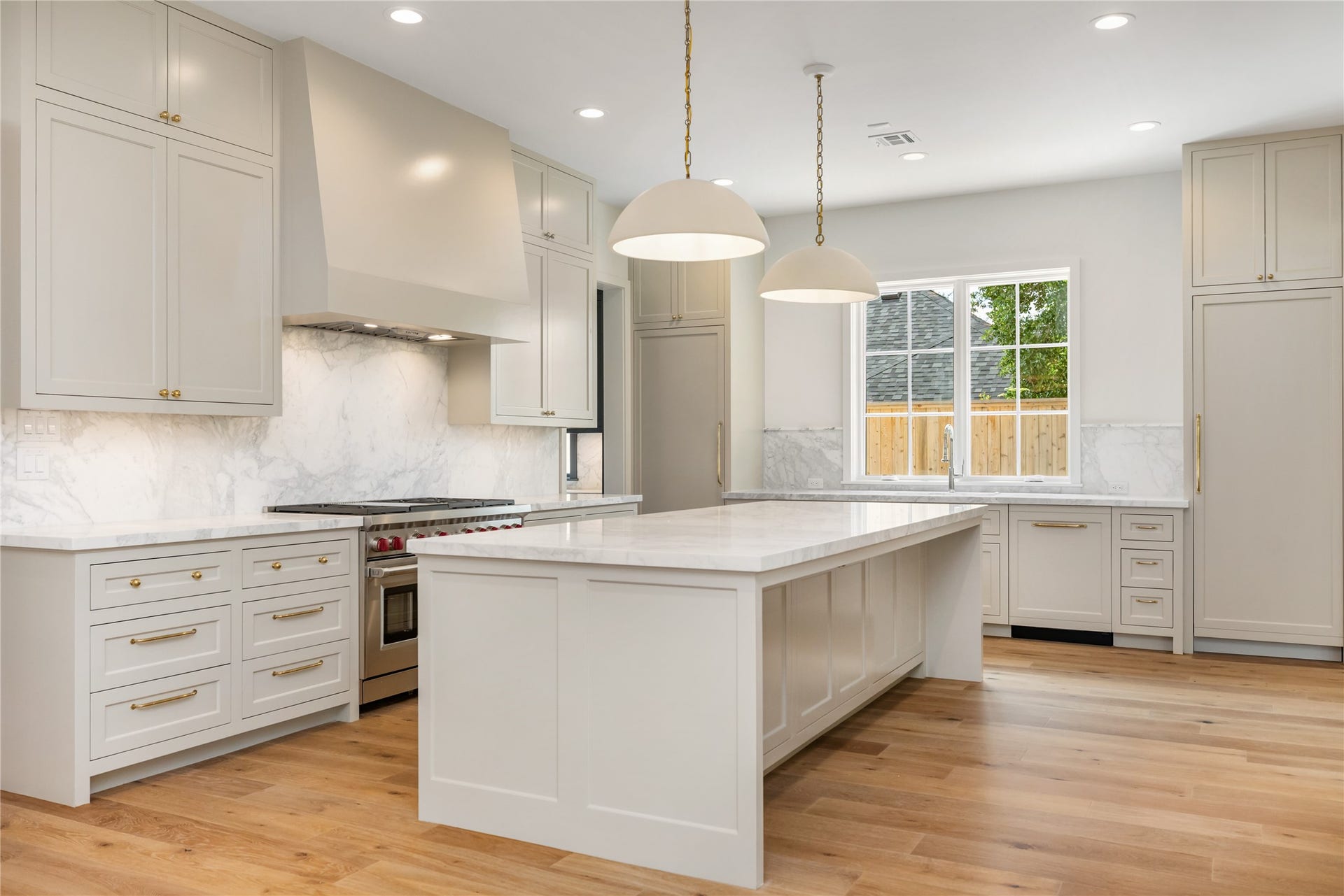 713 W 42nd Street, Houston, TX 77018 713 W 42nd Street, Houston, TX 77018